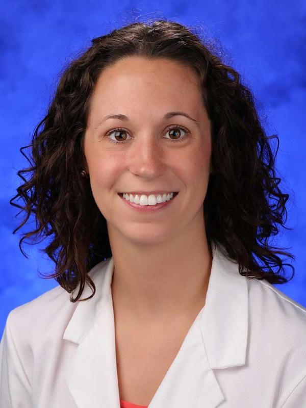 Brittany A. Massare，医学博士