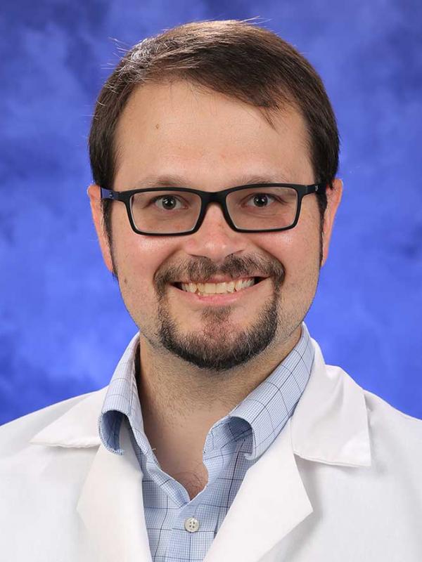 Joshua P.Fleetman，医学博士