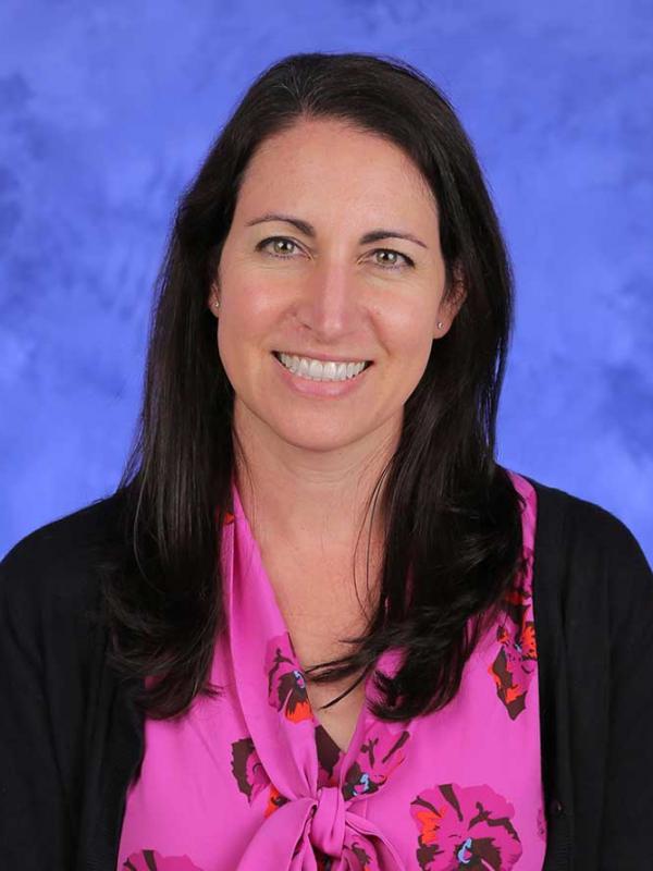Stefany H. Garrity，MD